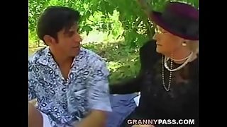 bazarre grandma fucking cock