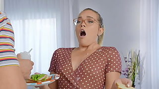 brazzers jordi with mom in kitchen