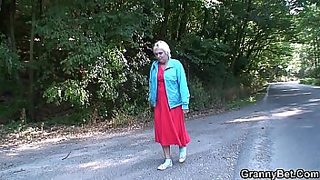 milf daughter naked
