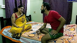 indian mom blowjob little son