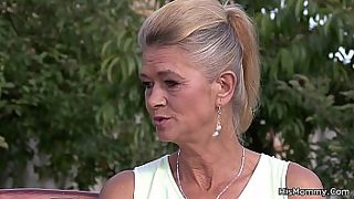 step mom xxx cumming pussy